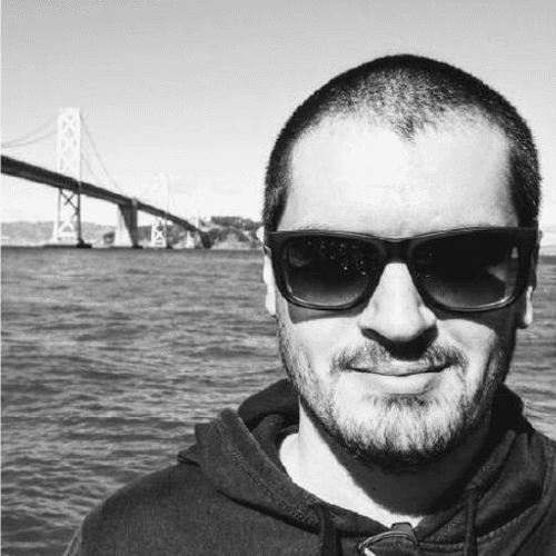 Victor Roldán Betancort headshot